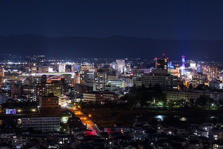 福島市中心部の夜景
