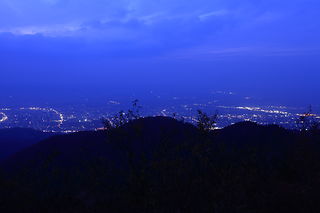背あぶり山の夜景スポット写真（1）class=