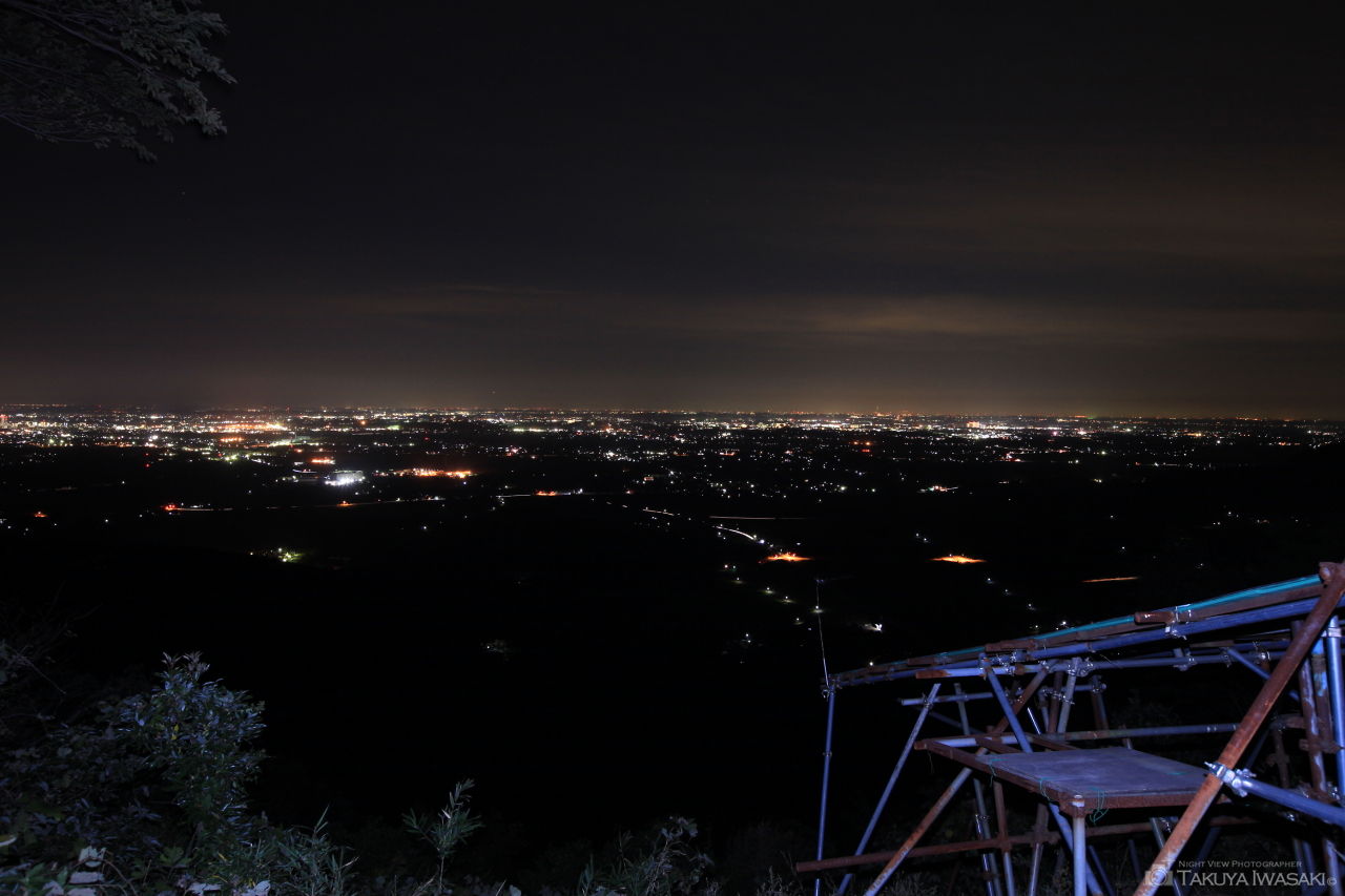 フルーツライン パラグライダージャンプ台前の夜景スポット写真（2）