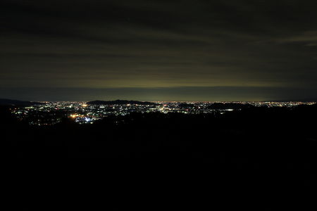 みどり市・桐生市方面の夜景を一望する