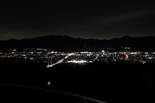 秩父ミューズパーク 旅立ちの丘の夜景スポット写真（1）class=