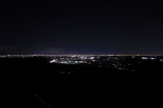 中間平緑地公園の夜景スポット写真（1）class=