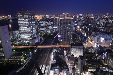 東京モノレール・浜松町を見下ろす