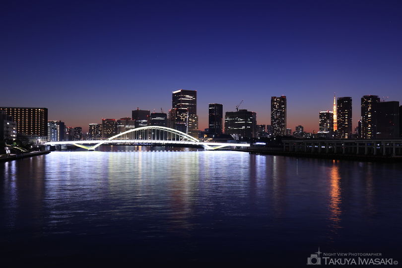 勝鬨橋の夜景スポット写真（1）