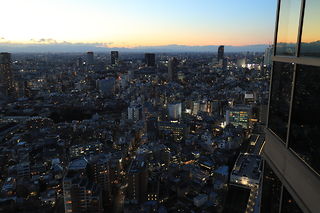 恵比寿ガーデンプレイスタワースカイラウンジの夜景スポット写真（4）class=