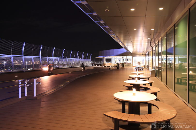 羽田空港 国際線ターミナル 展望デッキの夜景スポット写真（4）