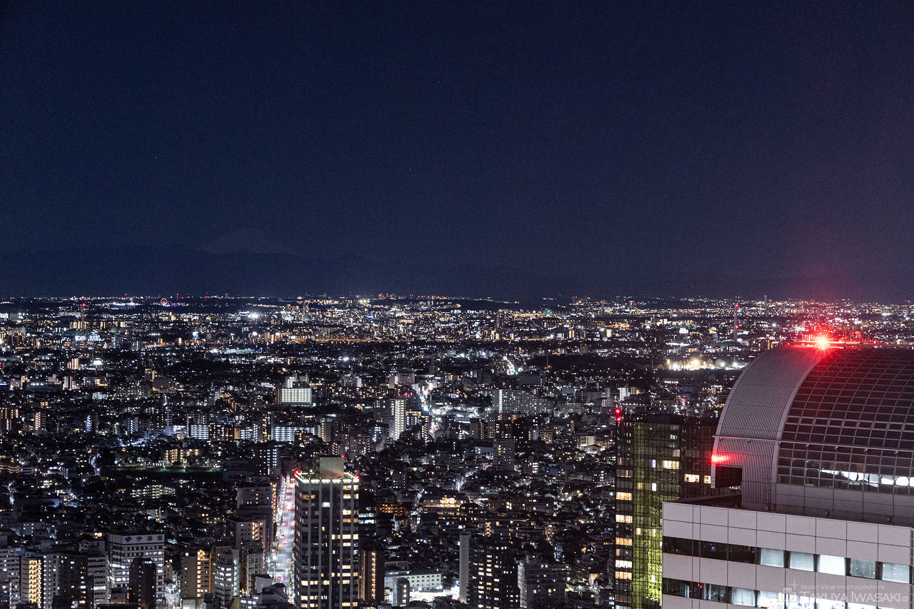 新宿野村ビル 展望ロビーの夜景スポット写真（3）