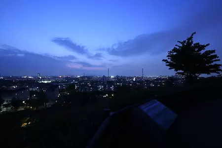 多摩丘陵パノラマの丘の夜景
