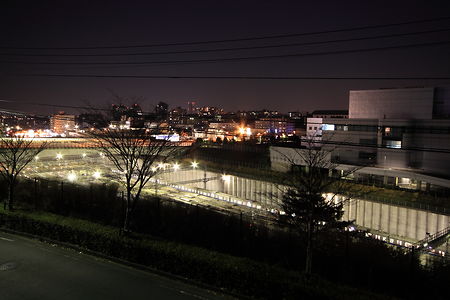 唐木田車庫を中心とした夜景