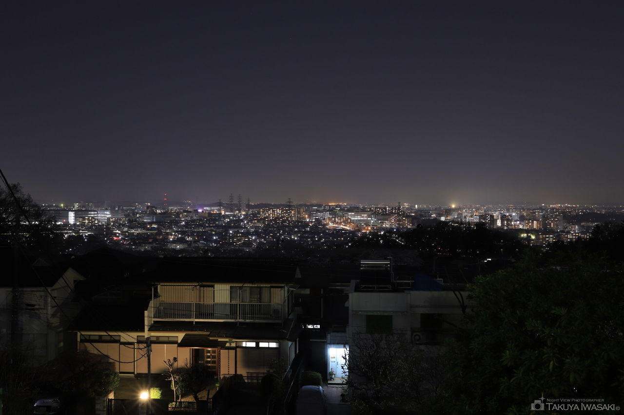 平山配水所前の夜景スポット写真（1）
