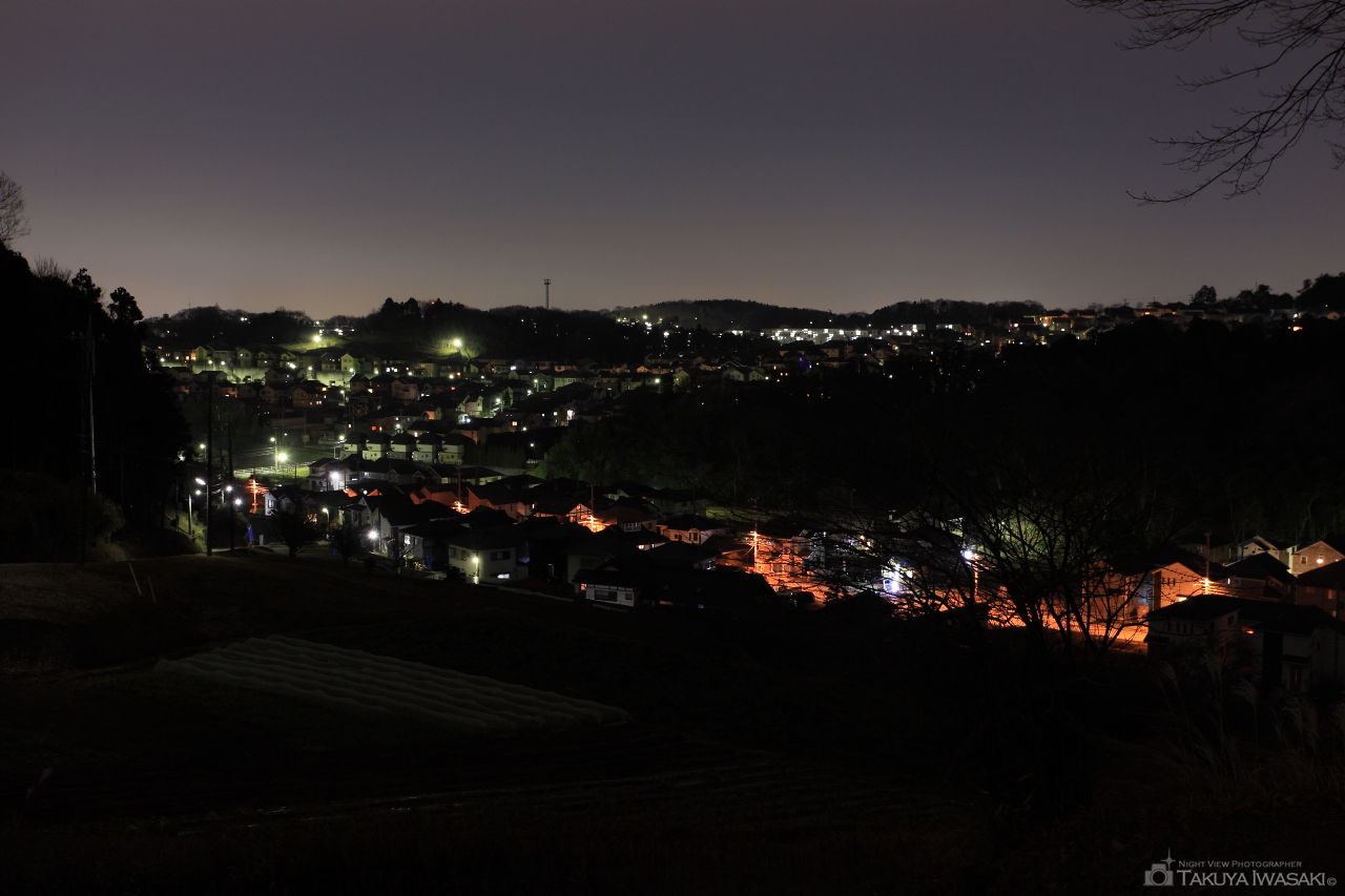 上小山田町の夜景スポット写真（1）