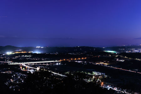 弘法山公園 権現山 公園展望台の夜景スポット写真（5）class=