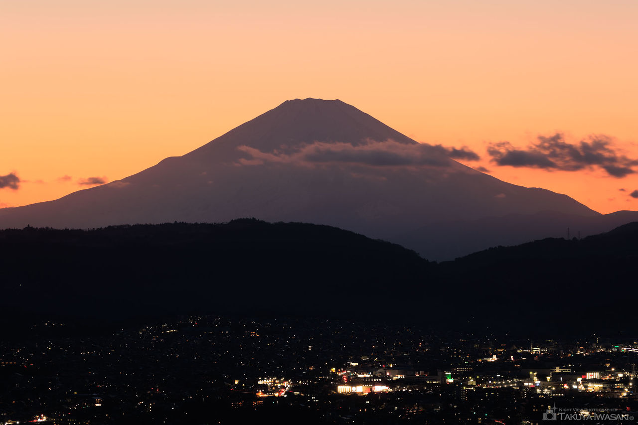 弘法山公園 権現山 公園展望台の夜景スポット写真（6）