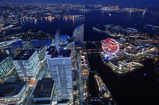 横浜ランドマークタワー スカイガーデンの夜景スポット写真（1）class=