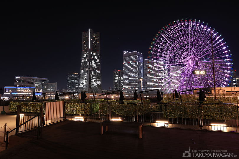 横浜ワールドポーターズ ルーフガーデンの夜景スポット写真（2）