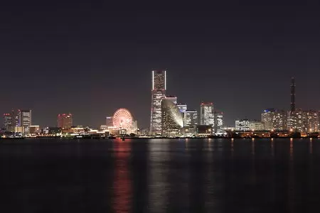 ロジスティクスパーク横浜 大黒プロムナードの夜景