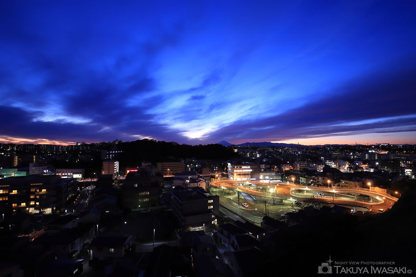 稲荷坂の夜景スポット写真（1）