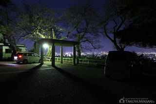 呉羽山公園 桜の広場展望台の夜景スポット写真（5）class=