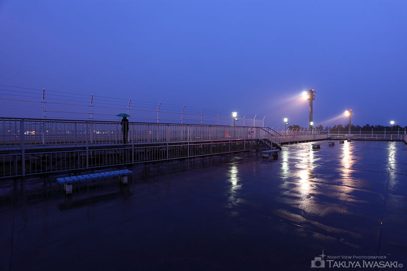 小松空港 送迎デッキの夜景スポット写真（1）