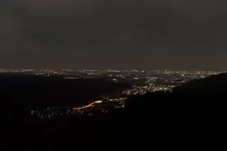 犀鶴林道の夜景