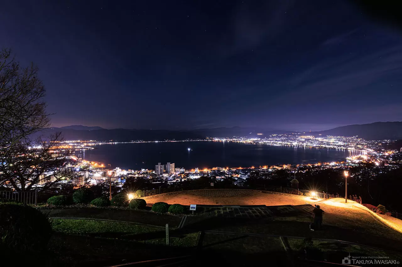 立石公園の夜景（長野県諏訪市）