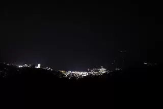 滝知山展望台－東（伊豆スカイライン）の夜景