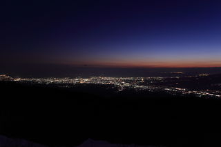三国峠の夜景スポット写真（2）class=