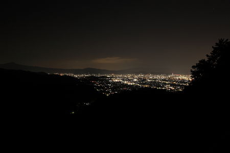 小倉山展望台の夜景スポット写真（1）class=