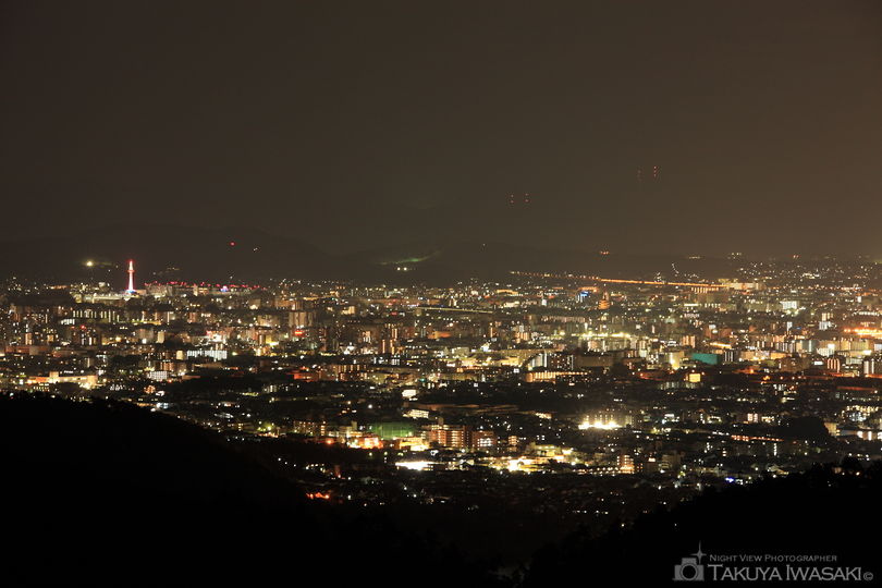 菖蒲ヶ丘展望台の夜景スポット写真（2）