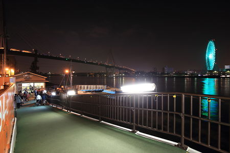 天保山渡船場の夜景スポット写真（4）class=