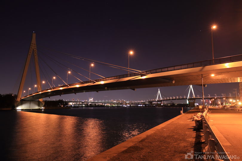 常吉大橋高架下の夜景スポット写真（1）