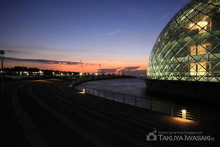なにわの海の時空館付近の夜景スポット写真（2）class=