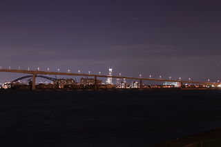 港大橋臨港緑地の夜景スポット写真（3）class=