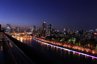 京阪シティモール屋上庭園の夜景スポット写真（1）class=