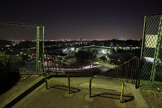山手台中央公園の夜景スポット写真（3）class=