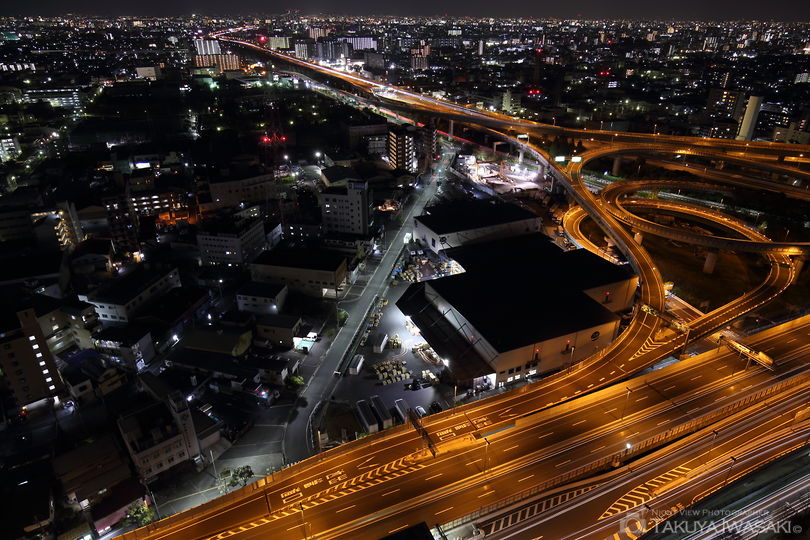 東大阪市役所 22階展望ロビーの夜景スポット写真（2）
