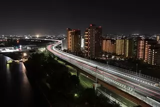 泉大津PA 展望ルーム（阪神高速湾岸線）の夜景