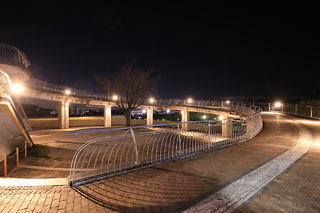 山本山手中央公園前の夜景スポット写真（5）class=