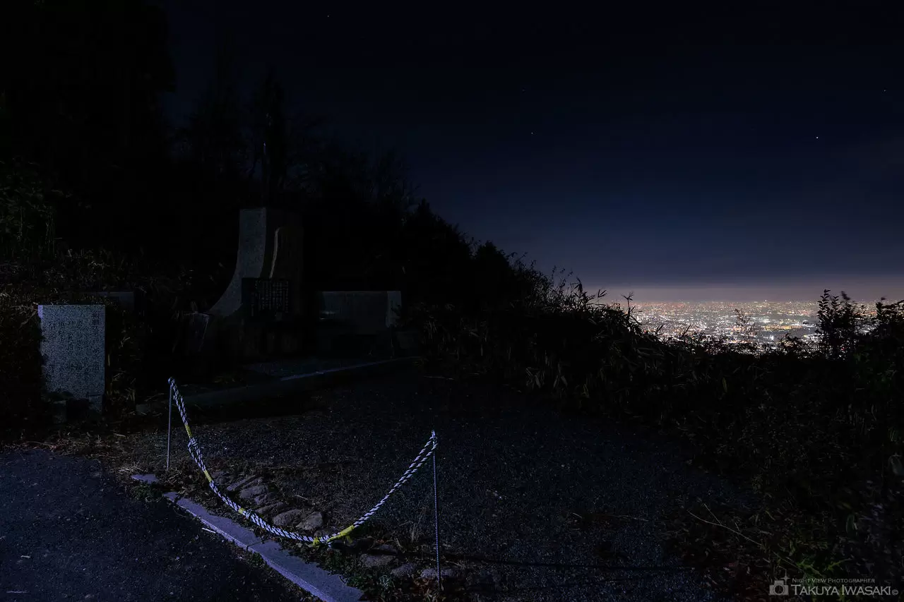 みよし観音・サンライズドライブヴェイの夜景（兵庫県神戸市灘区）