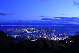神戸布引ハーブ園／ロープウェイの夜景スポット写真（1）class=