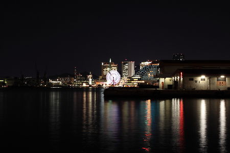 新港第二突堤の夜景スポット写真（4）class=