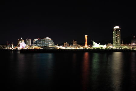 新港第三突堤の夜景スポット写真（1）class=