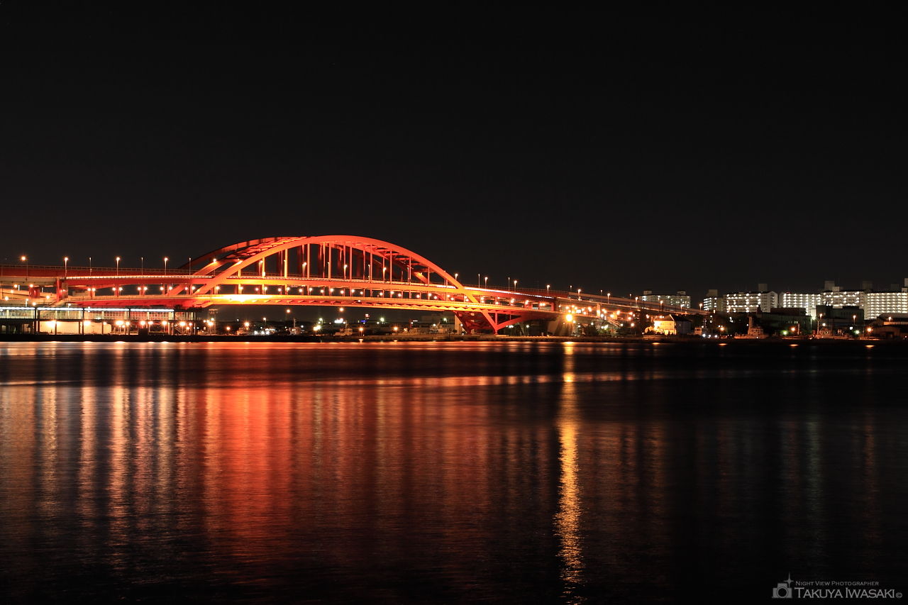 新港第三突堤の夜景スポット写真（2）