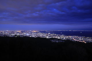 大阪方面の夜景を写す