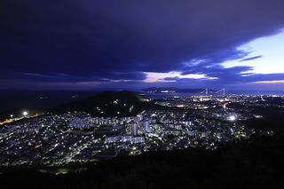栂尾山の夜景スポット写真（2）class=