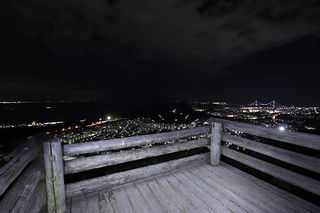 栂尾山の夜景スポット写真（5）class=