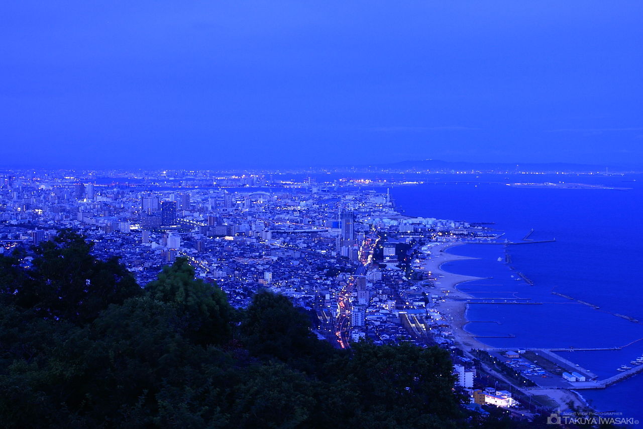 須磨浦山上遊園 回転展望台の夜景スポット写真（2）
