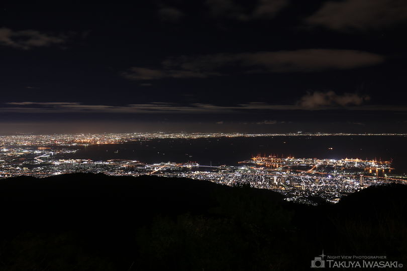 見晴らしのデッキの夜景スポット写真（1）