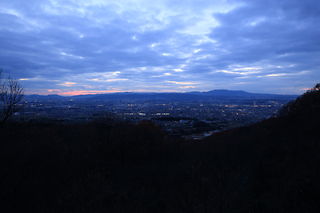 高円山大和三山展望所の夜景スポット写真（4）class=