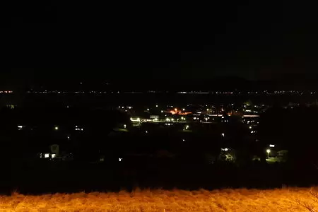 宍道湖SA（上り）（山陰自動車道）の夜景